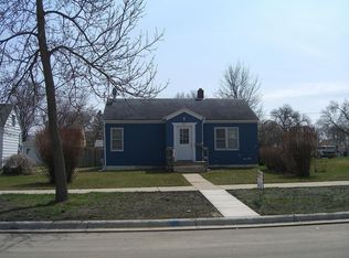 307 W 6th St, Morris, MN 56267