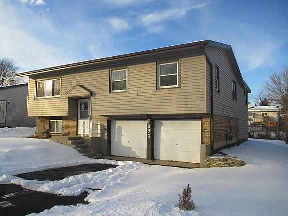 3rd image of 696 Leslie Ln