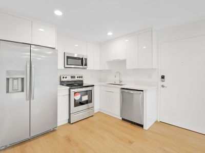 Fourth Street 22 LLC - 2901 4th St Santa Monica CA | Zillow