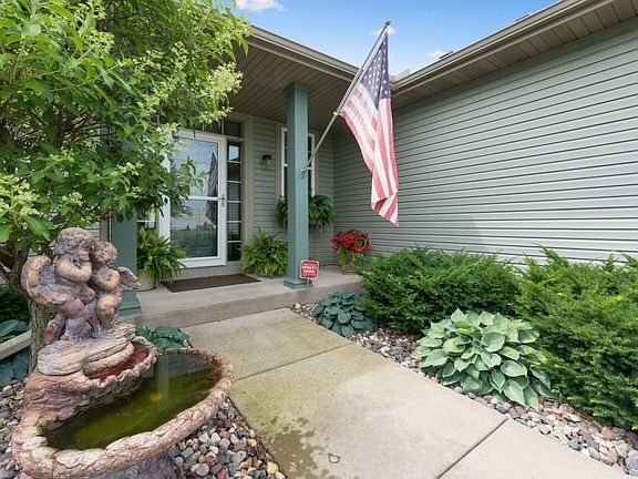 2nd image of 5100 Woodland Ct