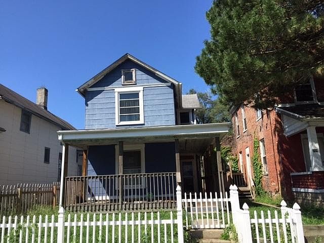 1st image of 206 S 11th St