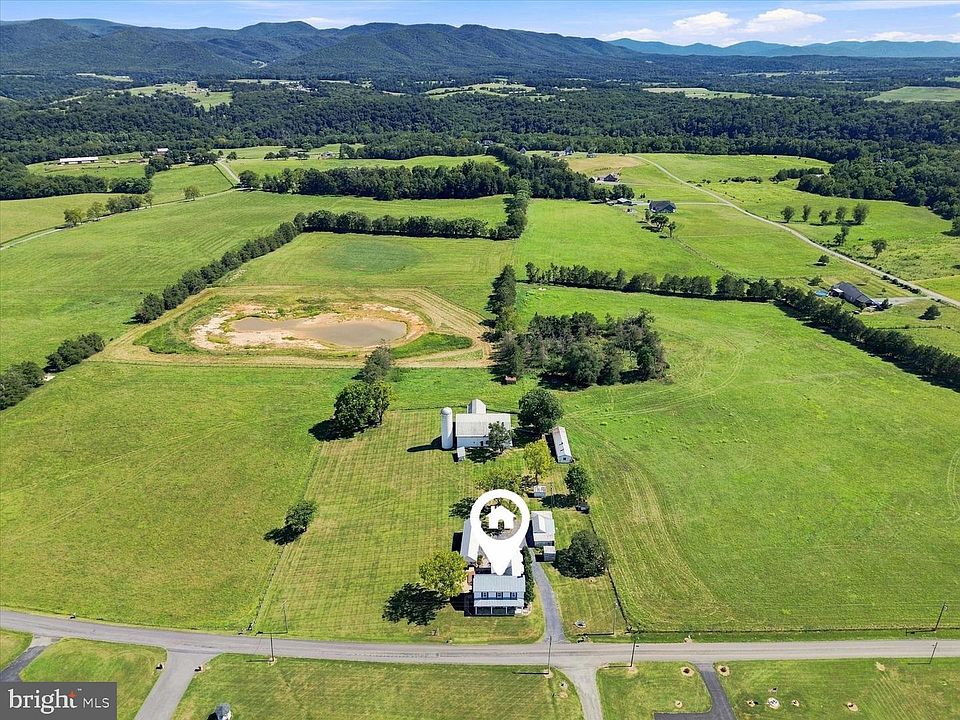 136th image of 625 Riverbend Rd