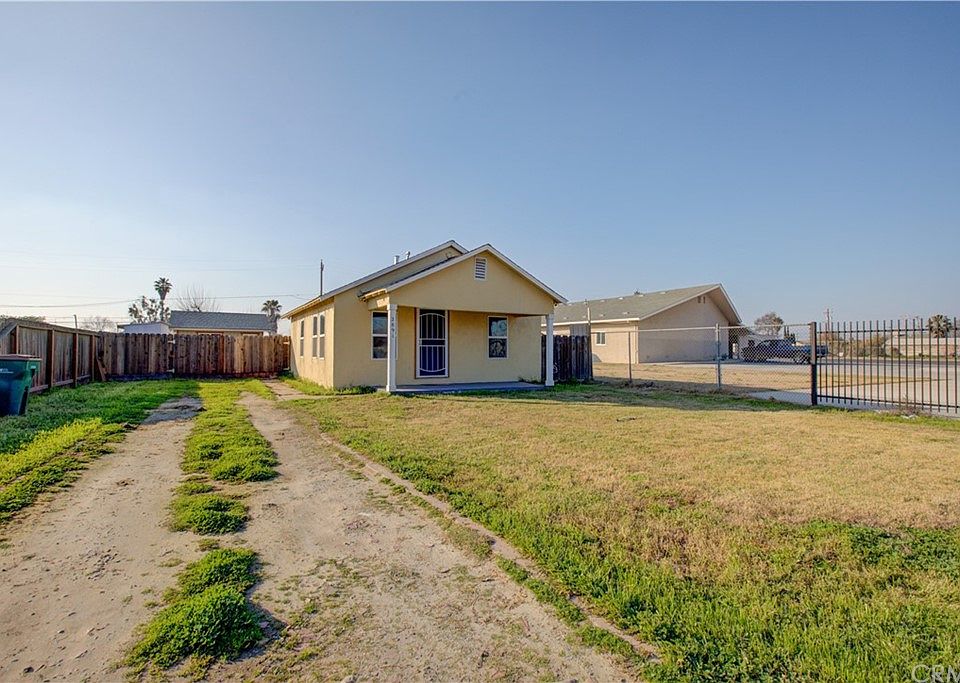 1st image of 2891 Beachwood Dr