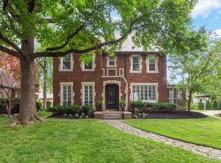 3873 Holly Hills Blvd, Saint Louis, MO 63116