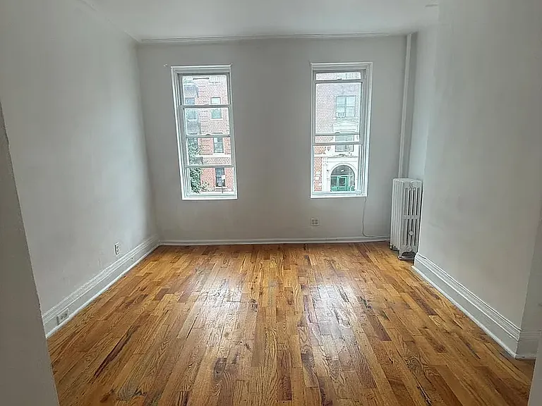 381 Sumpter St #2L — Photo 1