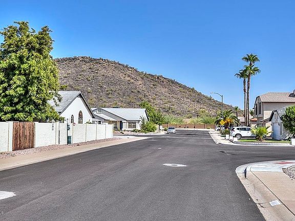 3rd image of 19828 N 43rd Dr
