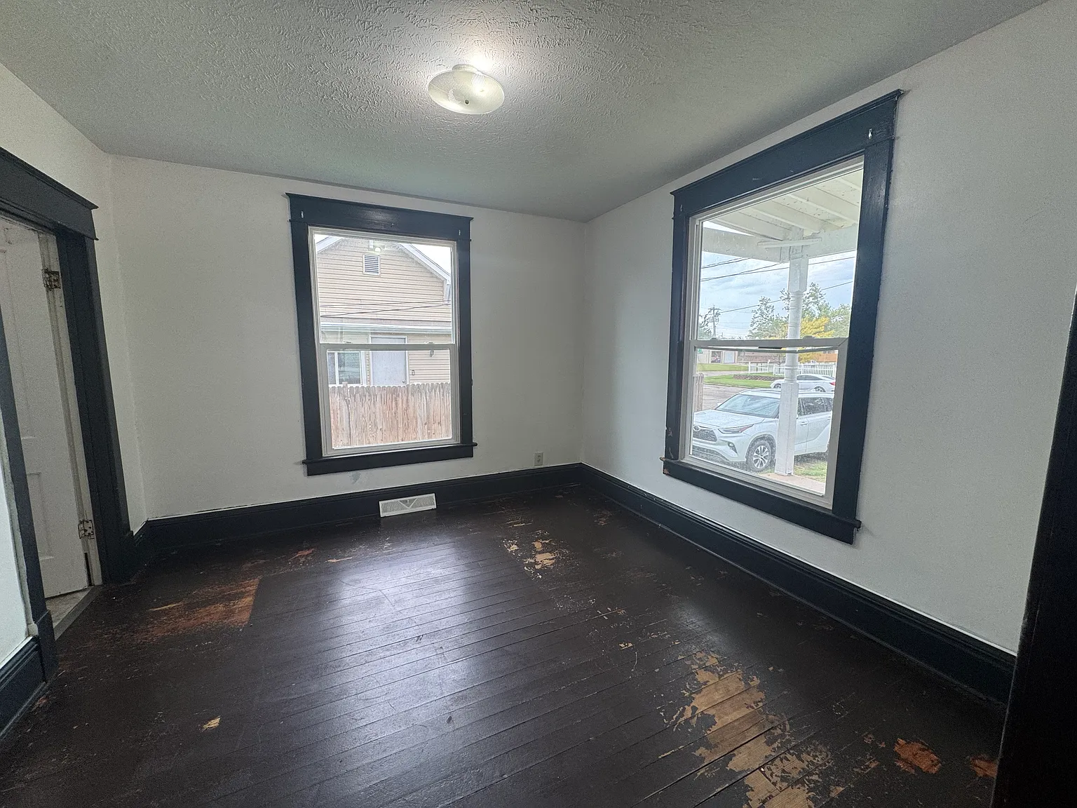 3 bed, 1408 sqft, $1,200 — Photo 4