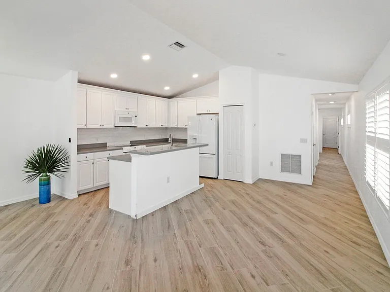 12670 Shimmering Oak Cir — Photo 3