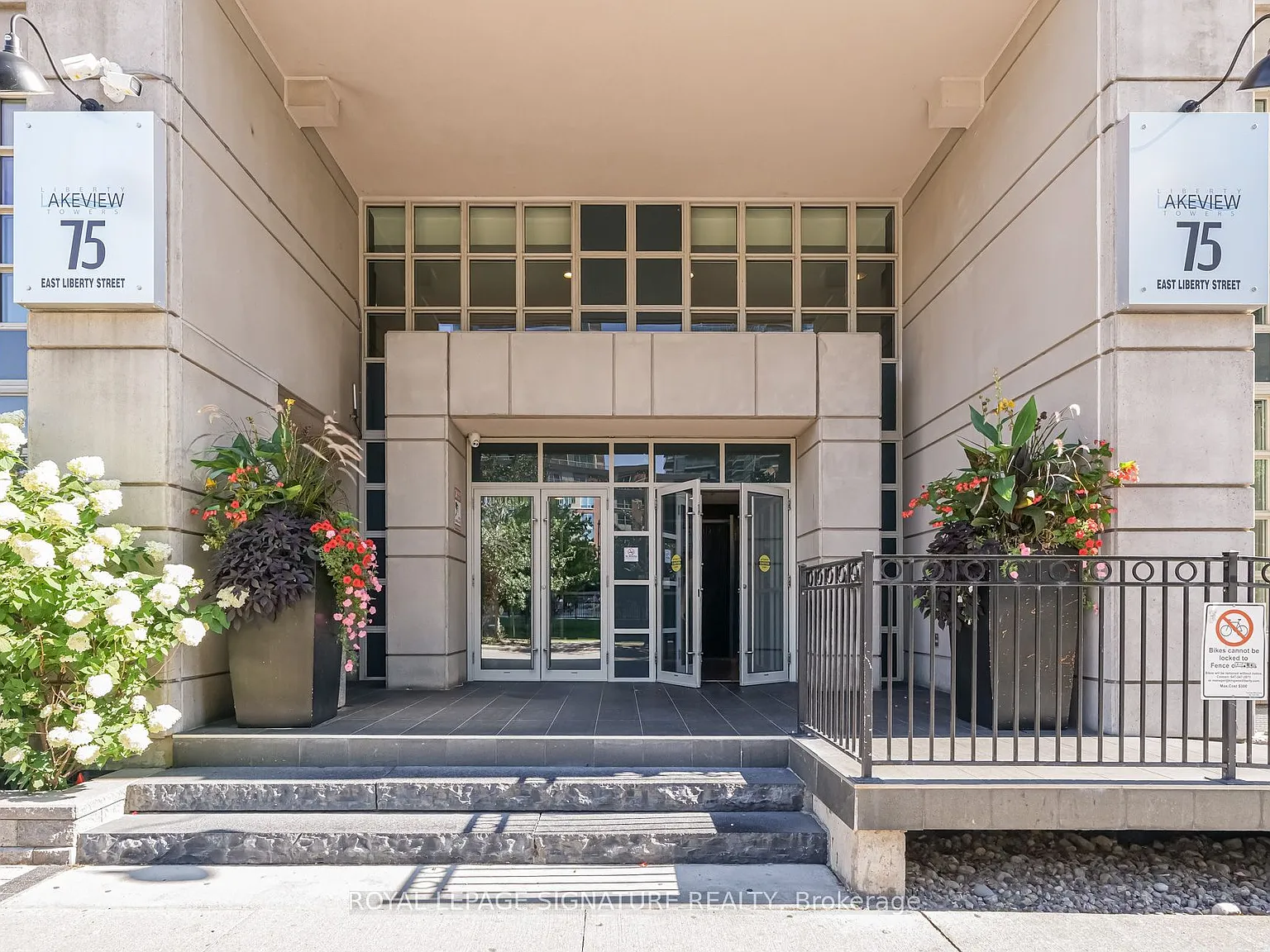 3 bed, $3,390 — Photo 3