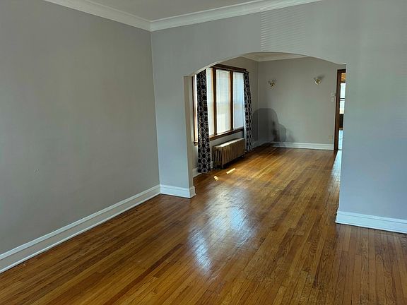 2nd image of 7340 S Claremont Ave