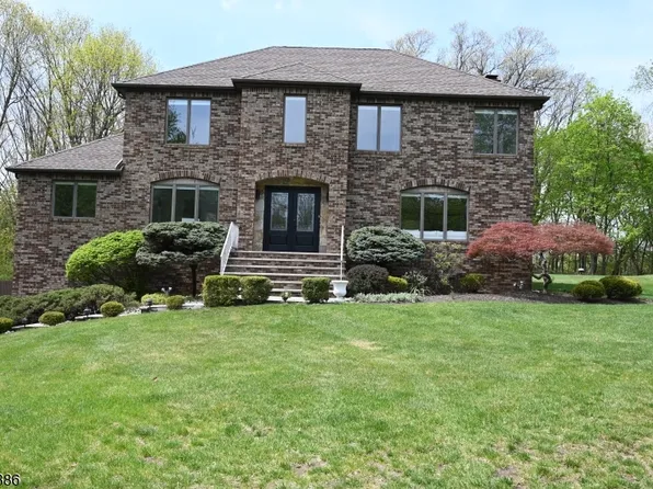 43 Lisa Ct, North Haledon Boro, NJ 07508