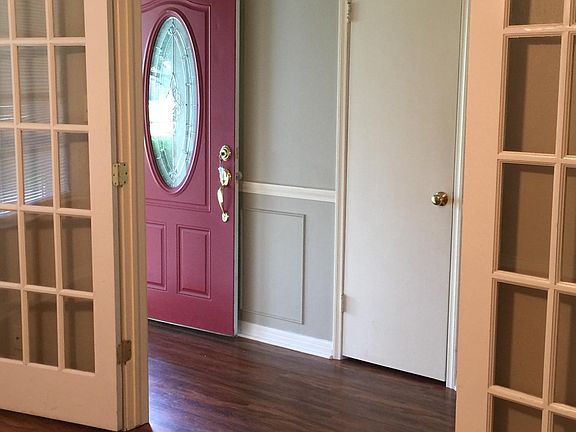 3rd image of 6155 Daisy Dr