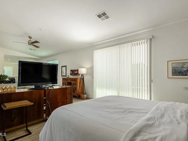 3900 E Baseline Rd #113 — Photo 23