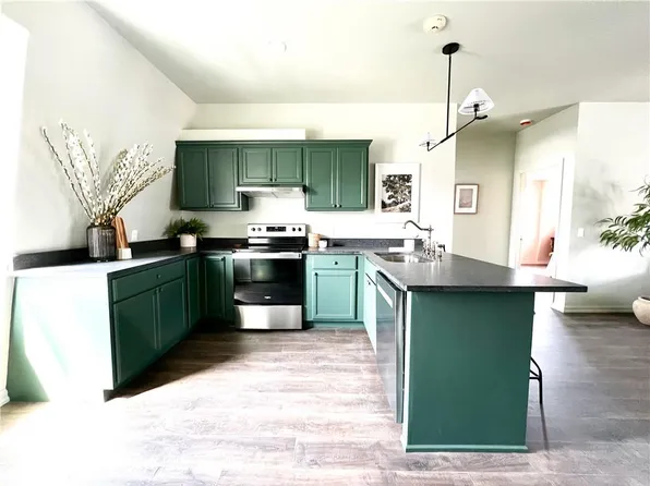 1489 Westminster St Unit 7, Providence, RI 02909