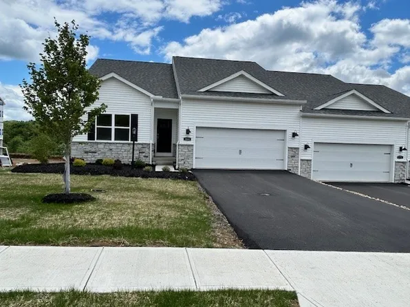 169 Smith Ln, Beaver Falls, PA 15010