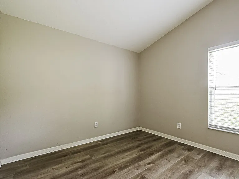 23 Patmore Ash Way — Photo 8