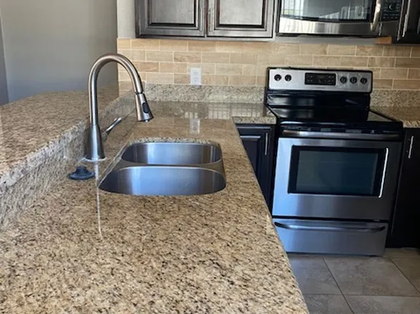 2532 N 49th St APT 1, Phoenix, AZ 85008