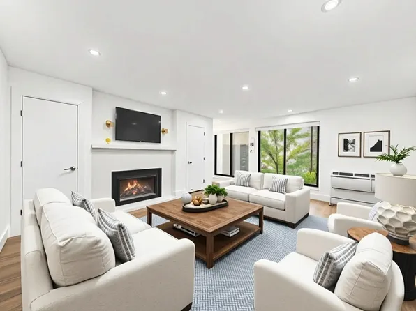 130 Barrow Street image 1 of 10