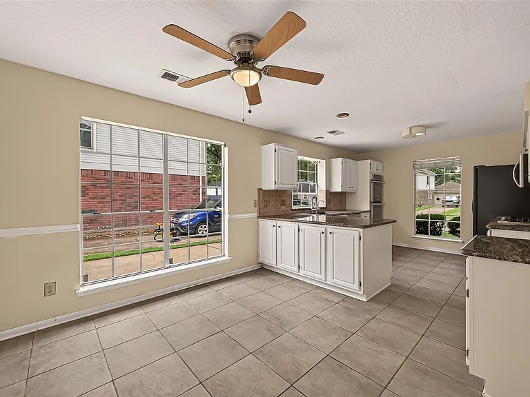 3414 Cobblestone Creek Way — Photo 15