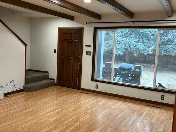 435 E Drake Rd APT B, Fort Collins, CO 80525