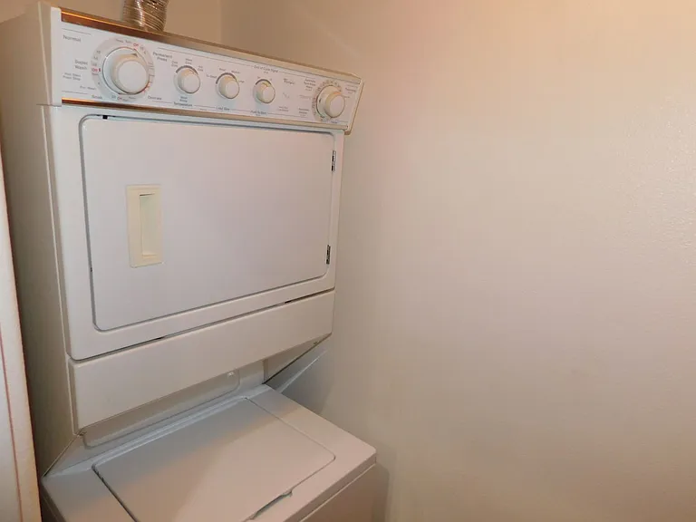 3412 Watermarke Pl — Photo 11