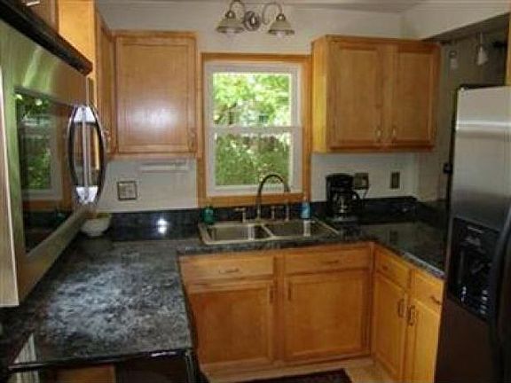 2nd image of 8020 Mentor Ave