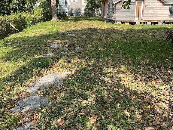5th image of 3013 Reid St