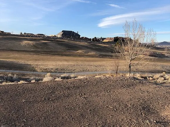 2305 Old Waverly Dr, Sparks, NV 89436