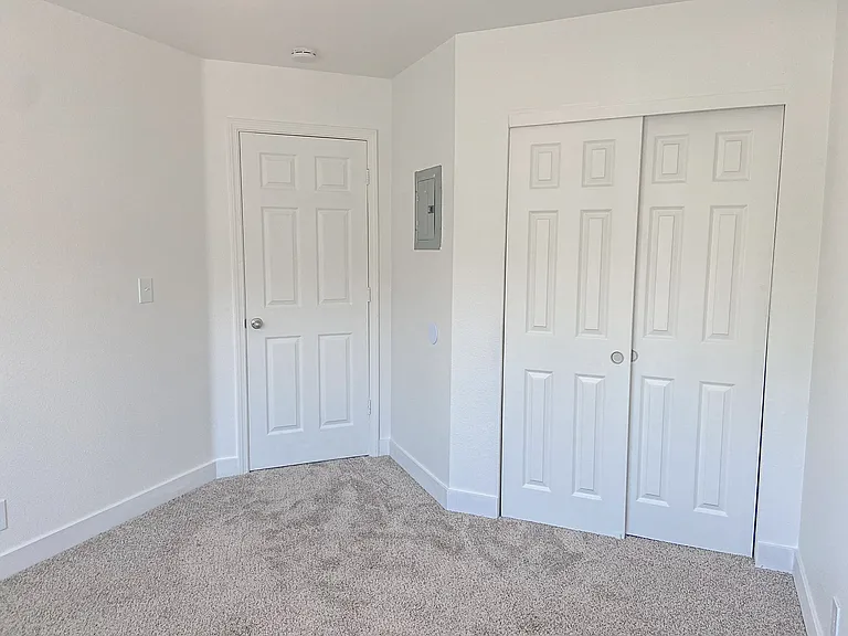 490 Posada Way — Photo 11