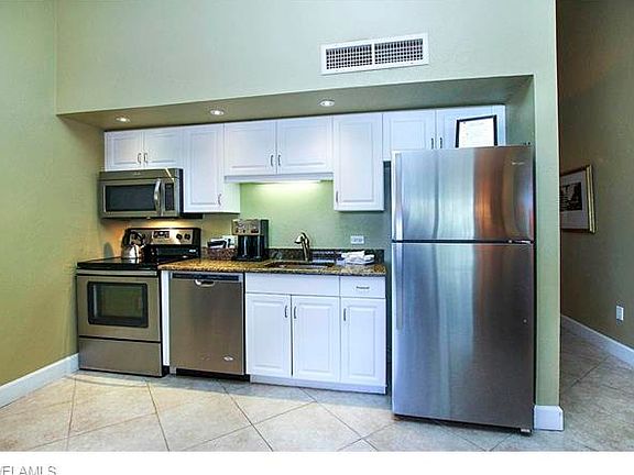 3rd image of 2255 W Gulf Dr #136