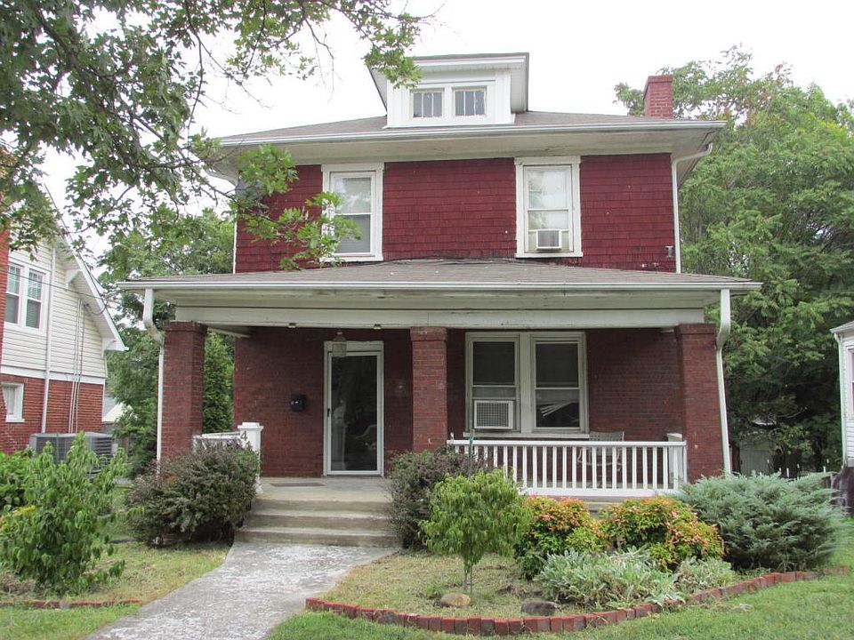 1st image of 414 Arbutus Ave SE