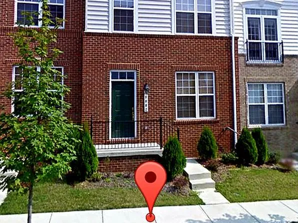 8002 Endzone Way, Landover, MD 20785