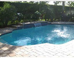 5th image of 6812 Adriano Dr