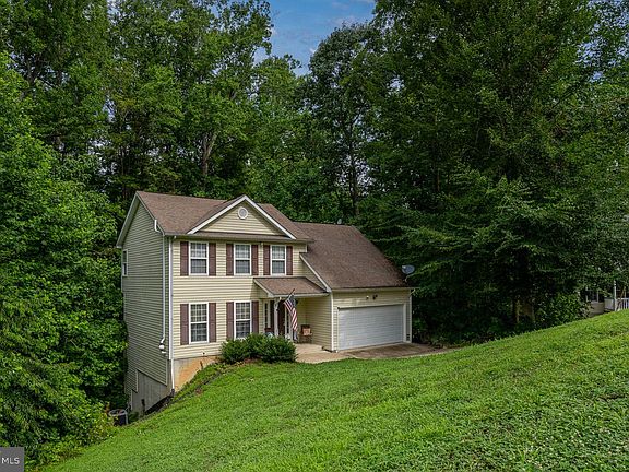 5th image of 8260 Fairbanks Ct