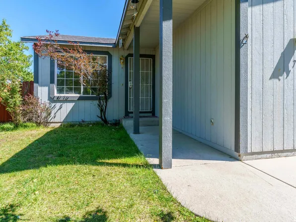 753 Snowdrop Ct, Sun Valley, NV 89433