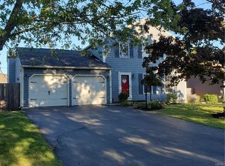 4249 Canoe Creek Ln, Liverpool, NY 13090