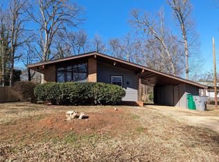 841 Squirrel Hill Rd, Charlotte, NC 28213