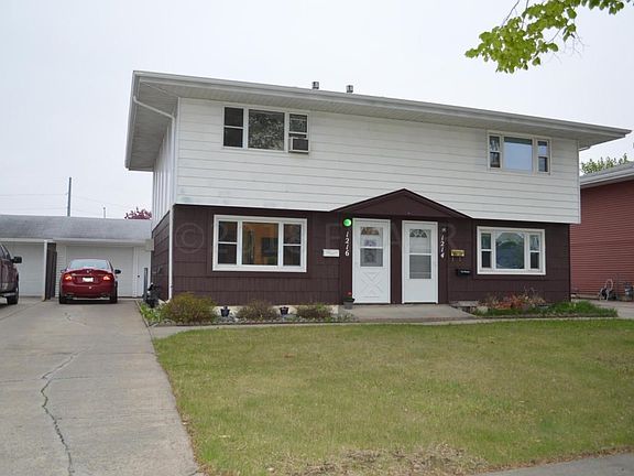 1216 20th ST N Moorhead 056