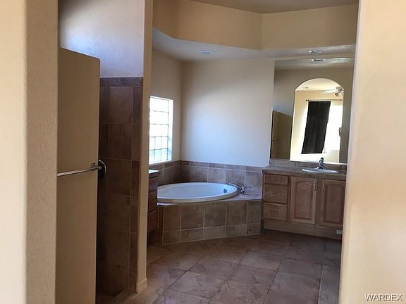5th image of 2872 Fort Mojave Dr