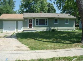 1318 Pierce Rd, Lansing, MI 48910