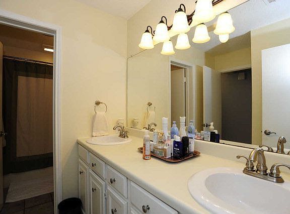 5th image of 1890 Ponderosa Dr