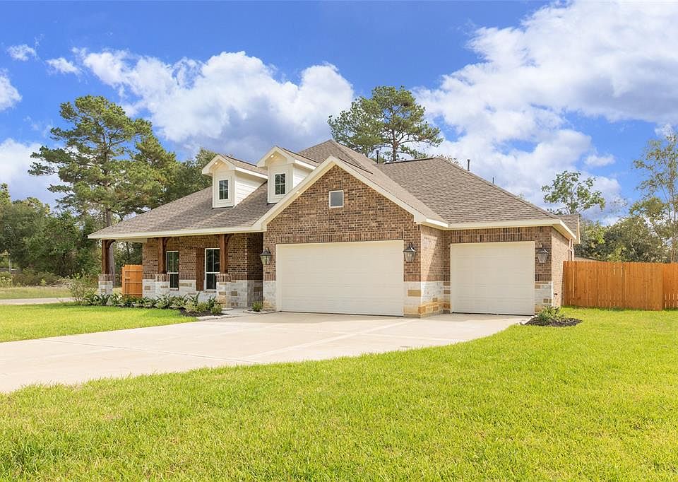 1st image of 25054 Forest Cir