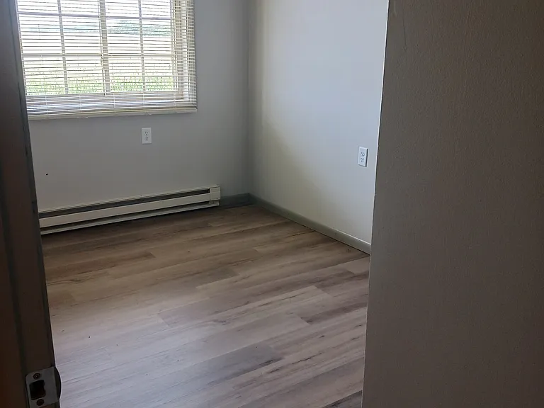 100 Olive Grove Ln — Photo 5