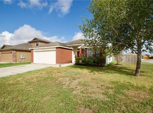 168 Eagle Dr, Luling, TX 78648