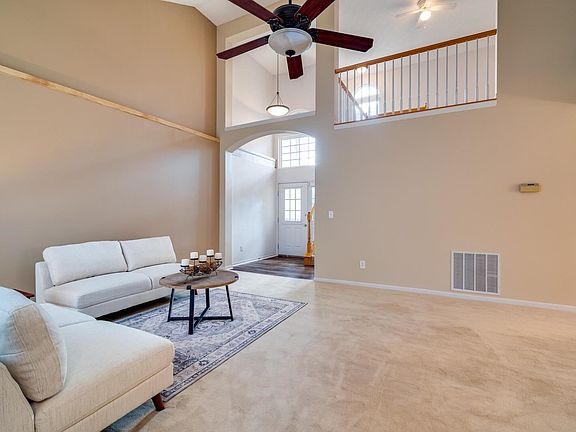 5th image of 4206 Eastvillage Dr