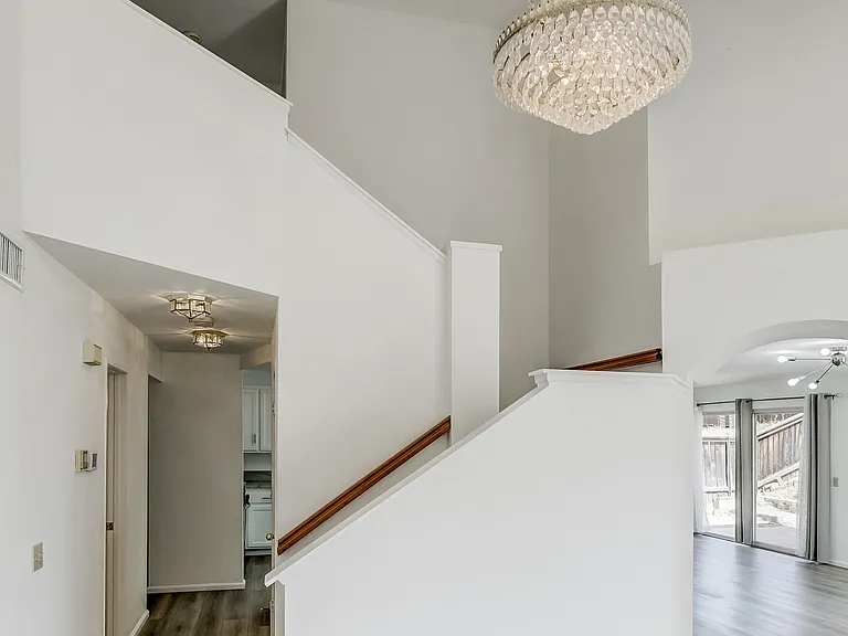 34921 Shadowwood Dr — Photo 22