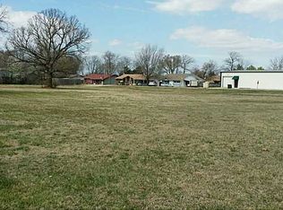 W Rolling Oaks Dr, Rogers, AR 72756