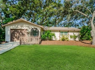 1384 Greenwood Dr, Dunedin, FL 34698