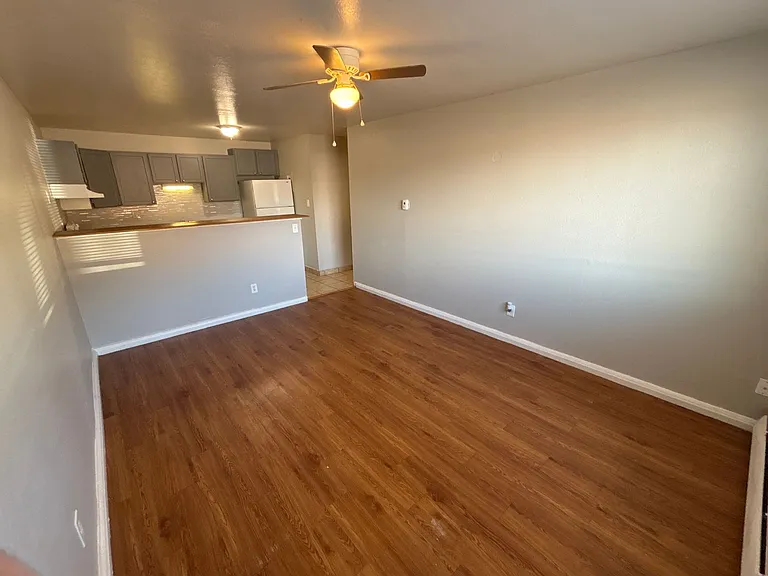 1726 Clemson Dr — Photo 10