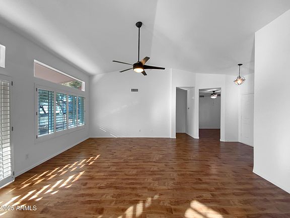 3rd image of 6934 S OAKMONT Drive